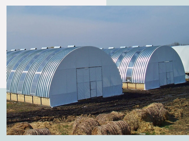 Сельскохозяйственные здания в Ахтубинске