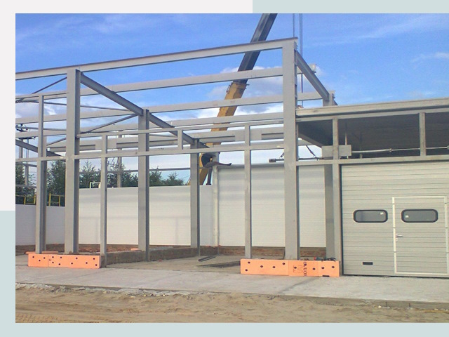 Строительство автосервисов от СтальСтрой-Хтб по цене 621 руб.