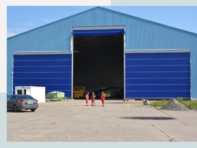 Ангарные ворота в Ахтубинск от СтальСтрой-Хтб по цене 621 руб.